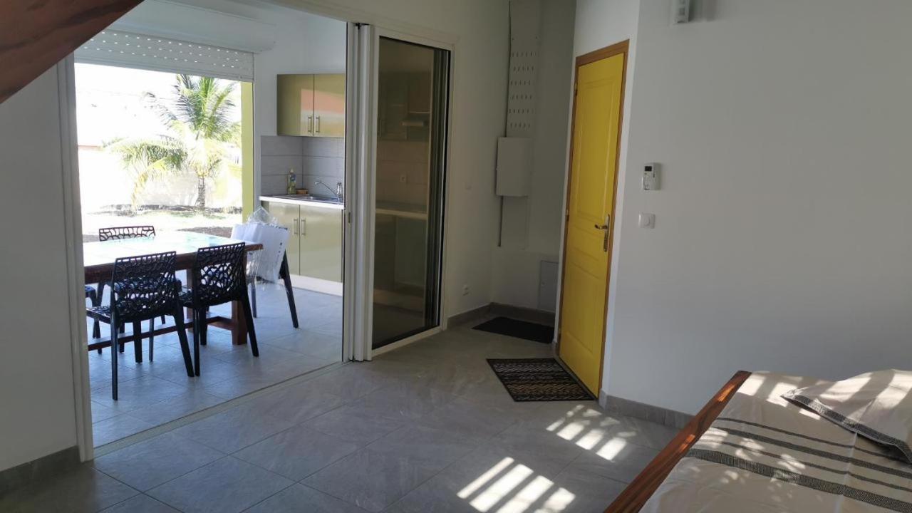 Cap Des Anses Apartment Sainte-Anne Ngoại thất bức ảnh