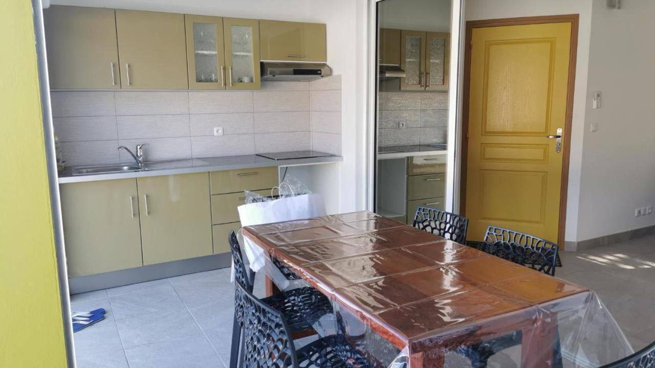 Cap Des Anses Apartment Sainte-Anne Ngoại thất bức ảnh